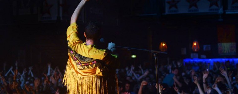 deluxe-bikini-gigsonlive