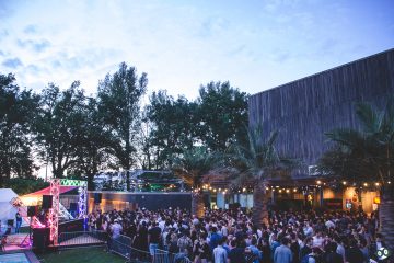 Extérieur Bikini - Weekend des Curiosités 2016