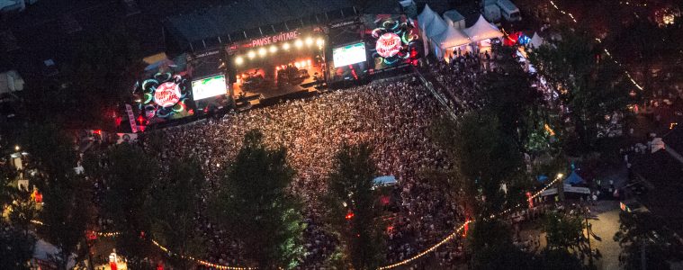 Photo Pause Guitare - drone - vue du ciel