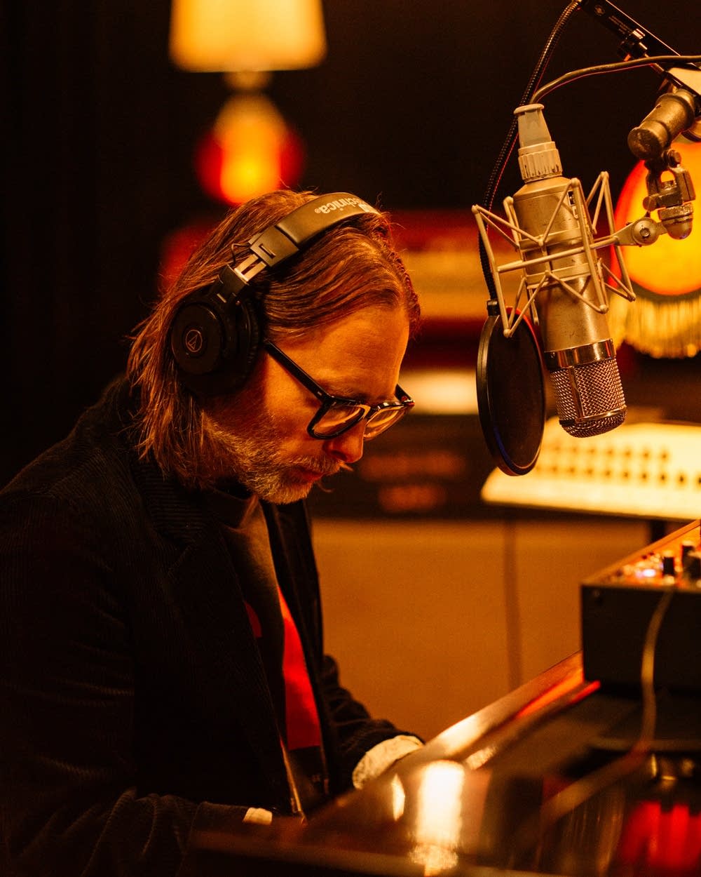 Thom yorke interprète des titres de « Suspiria » en toute intimité