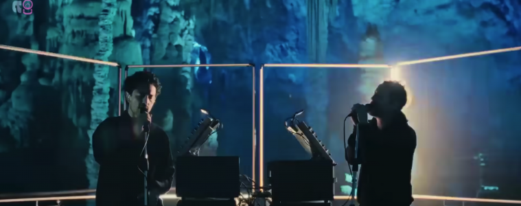 capture de la vidéo Youtube de The Blaze dans la grotte de la Saamandre