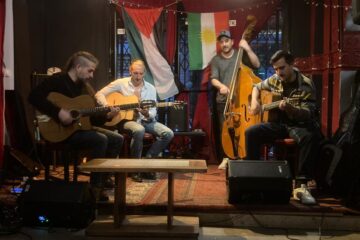 Photo du concert de jazz manouche à la Maison Blanche - Toulouse